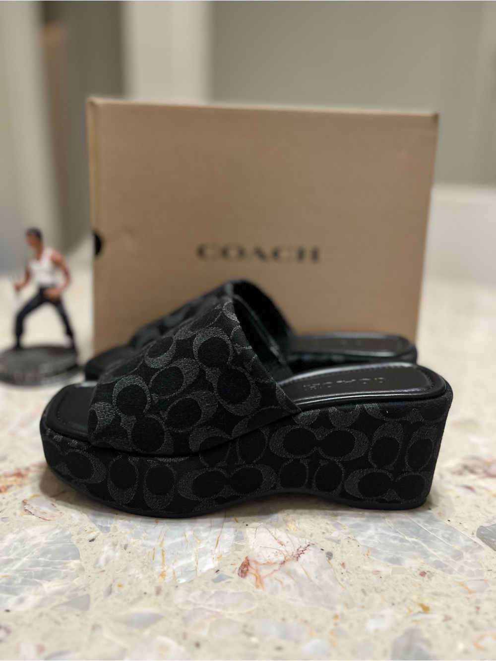 NIB Coach Phoebe Platform Sandal In Signature Denim size 9.5 - Picture 3 of 7